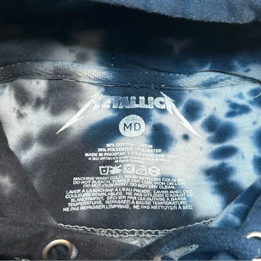 Metallica Ride The Lightning Blue Tie-Dye Pullover Hoodie - Picture 3 of 5